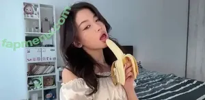 little_sunrice / lilyriceee nude photo #0009