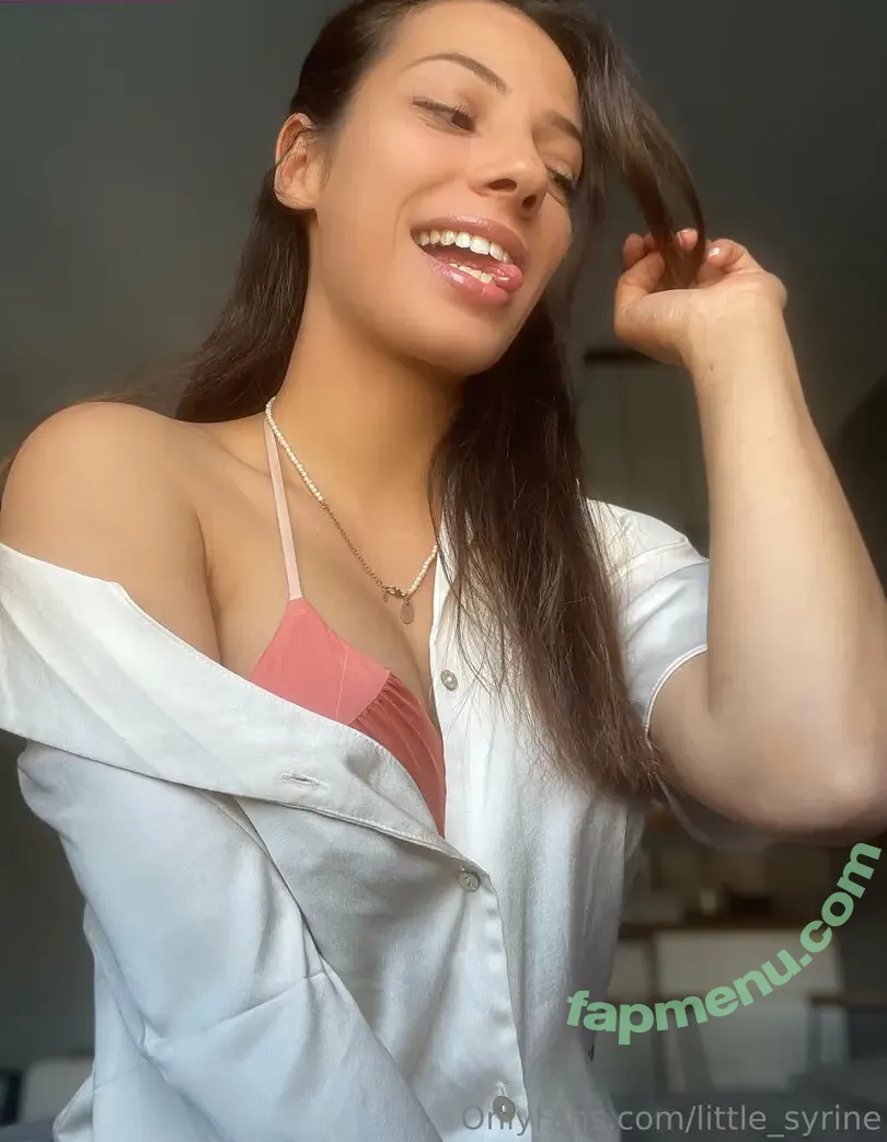 little_syrine nude photo #0013 (syrinebll)