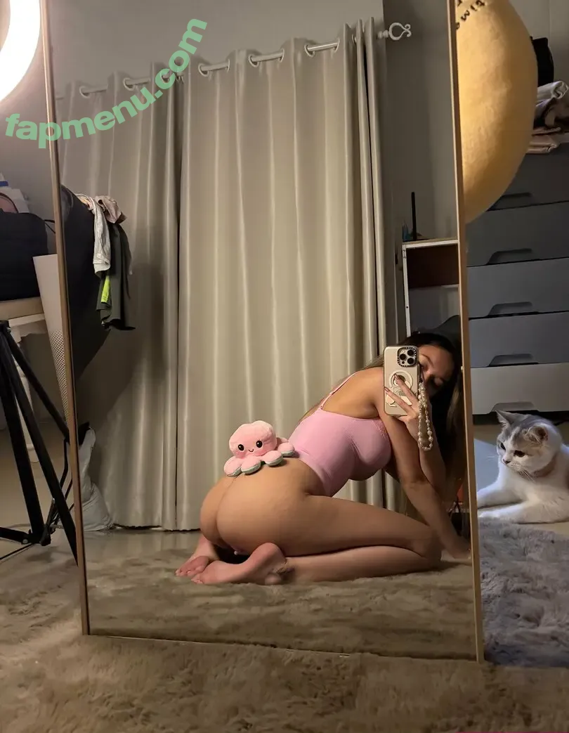 littlebentley nude photo #0043 (littlebentley)
