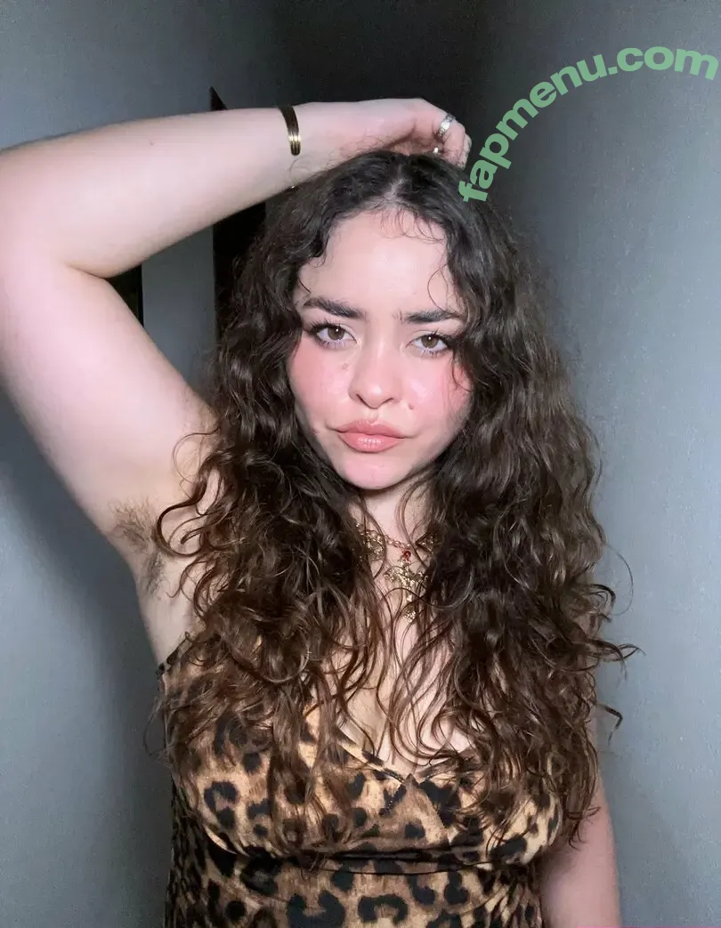 littlehairylola nude photo #0030 (littlehairylola)