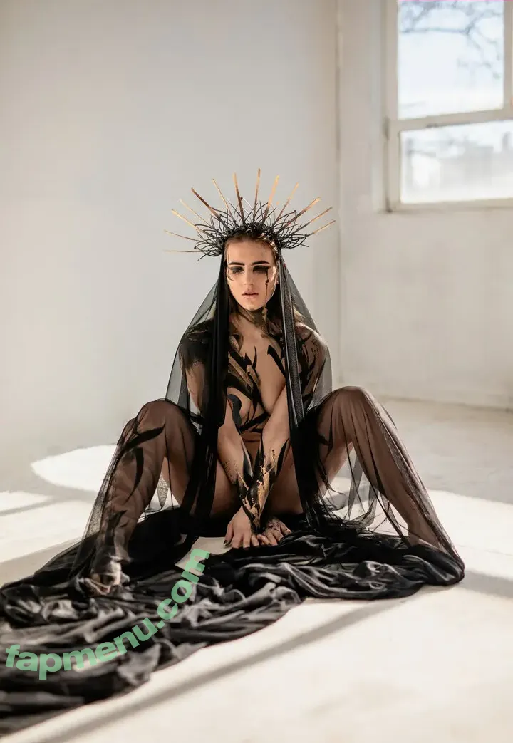 littlelatexprincess nude photo #0103 (latexlittel / little.latex.princess)