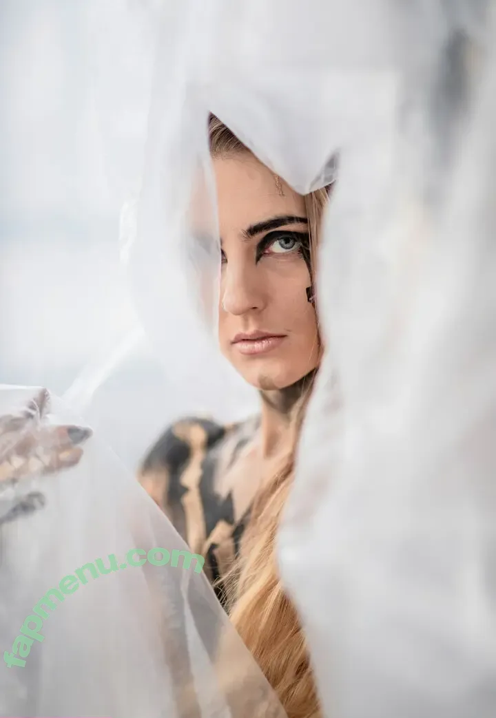 littlelatexprincess nude photo #0105 (latexlittel / little.latex.princess)