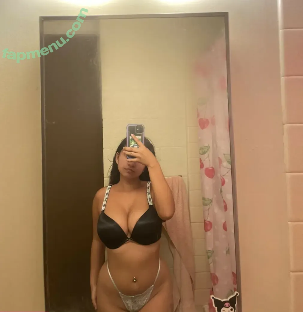 littlemissthicxy nude photo #0014 (littlemisskaii / missthicxy / strawberrymilkshaakee)