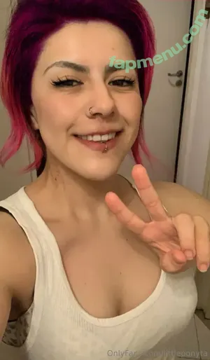 littleponyta / mizzdana nude photo #0010