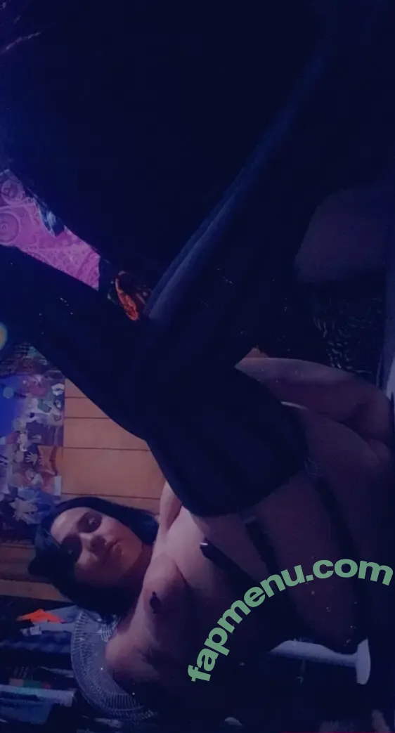 littlevillagewitch666 nude photo #0009 (littlevillagewitch666)