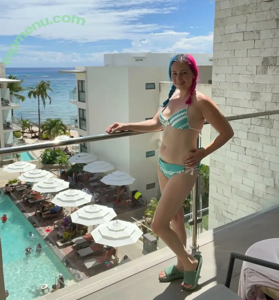Litzia Moon nude photo #0094 (litziabeltran / litziamoon)
