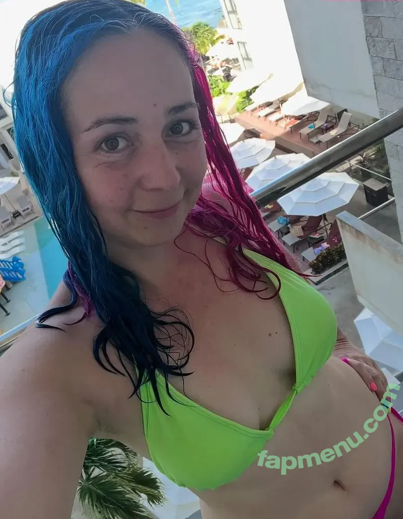 Litzia Moon nude photo #0106 (litziabeltran / litziamoon)