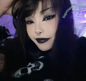Livingdead_kev / kev / monstermama94 nude photo #0102
