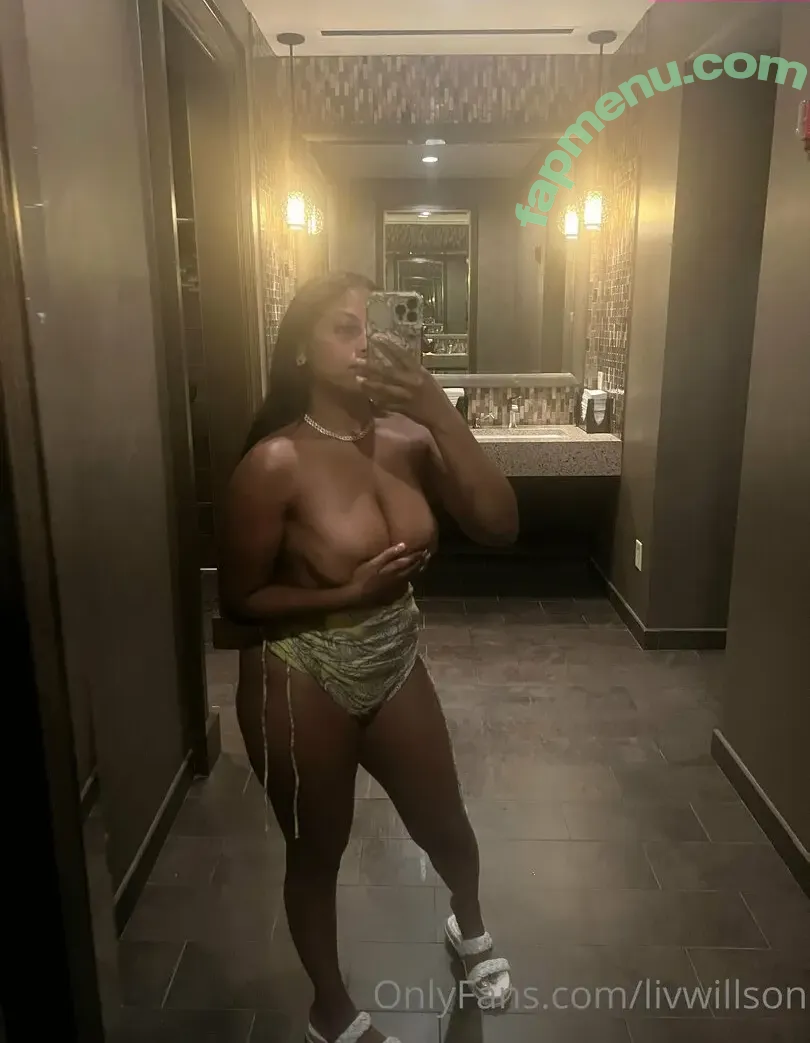 livwillson nude photo #0014 (Fiji Water)