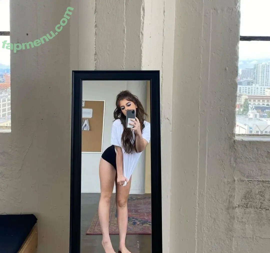 Liza Anokhina nude photo #0007 (Liza Anokhina)