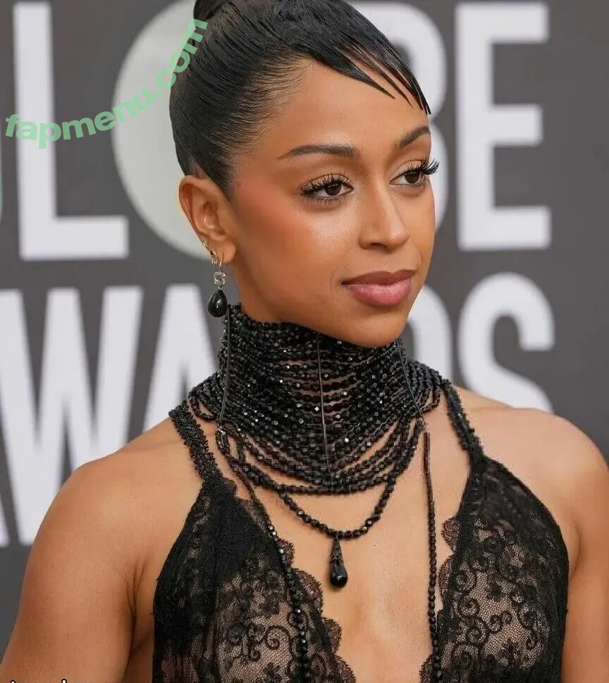 Liza Koshy nude photo #0253 (lizakoshy)
