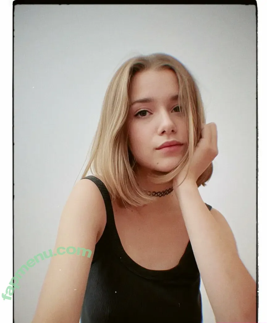 Liza Voroncova nude photo #0006 (LisaVoroncova / li.voroncova)