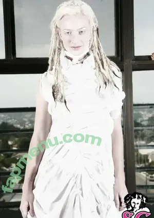 Lizarose / lizarosepoetry nude photo #0002