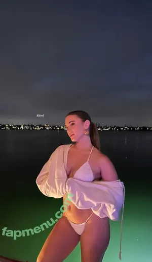  nude photo #0004