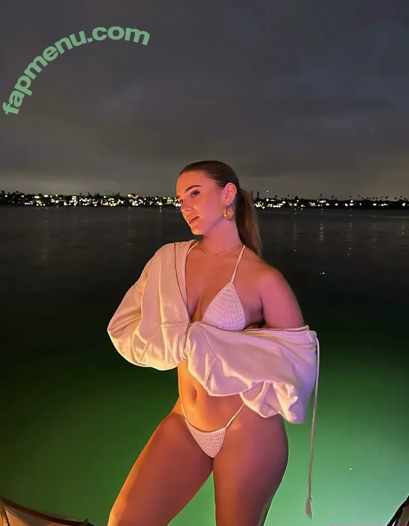 lizjjewell nude photo #0009 (lizjjewell)