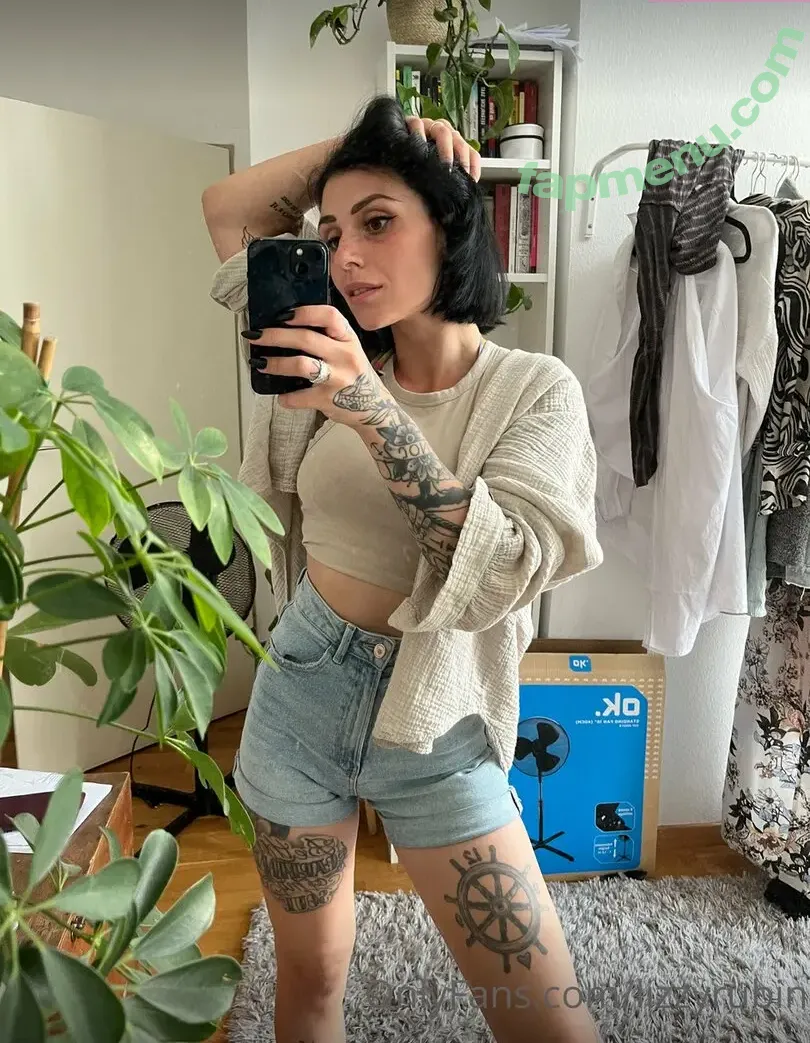 Lizyrubinspicy nude photo #0219 (lizzyrubin)