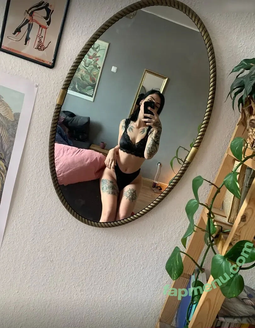 Lizyrubinspicy nude photo #0262 (lizzyrubin)