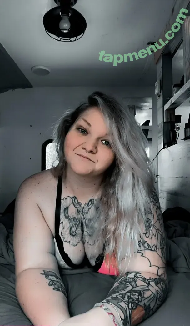 lizzie_lou_2.0 nude photo #0043 (lizzie_lou_2.0)