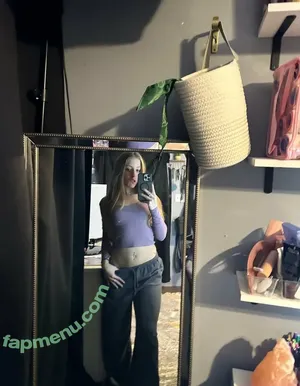 lizzieconrad / lizzieconradhughes nude photo #0179