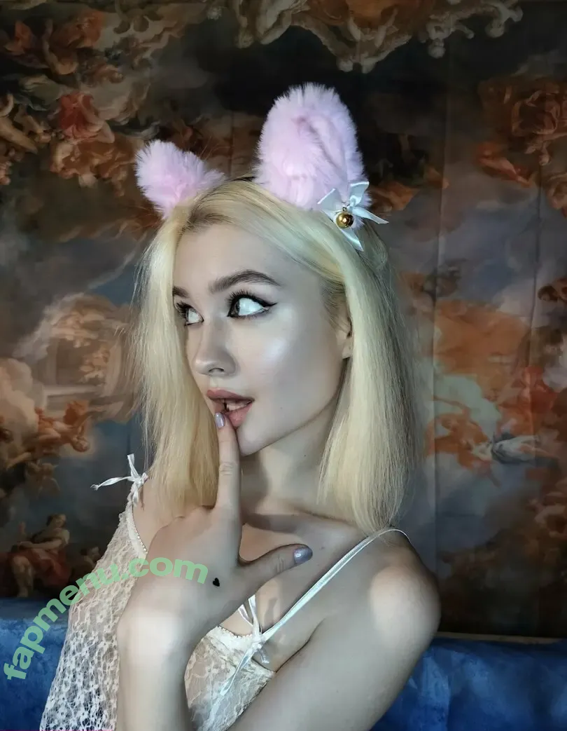 llunaboo nude photo #0001 (lunaboo3)