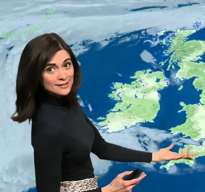 Local TV Presenters / Weather Girls / thelauraschweizer nude photo #0572