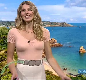 Local TV Presenters / Weather Girls / thelauraschweizer nude photo #0577