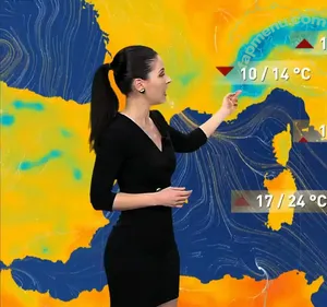 Local TV Presenters / Weather Girls / thelauraschweizer nude photo #0590