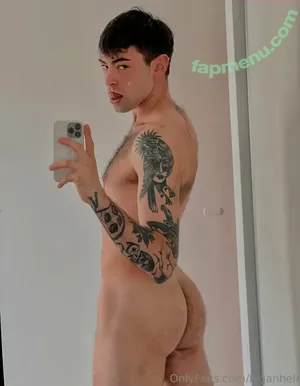 loganhell / logan.hellof nude photo #0003