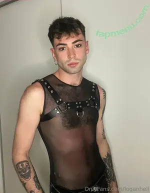 loganhell / logan.hellof nude photo #0019