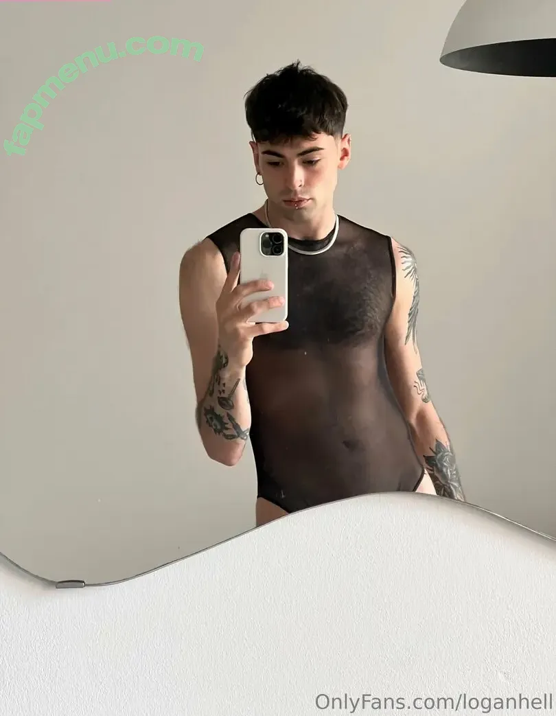 loganhell nude photo #0010 (logan.hellof)
