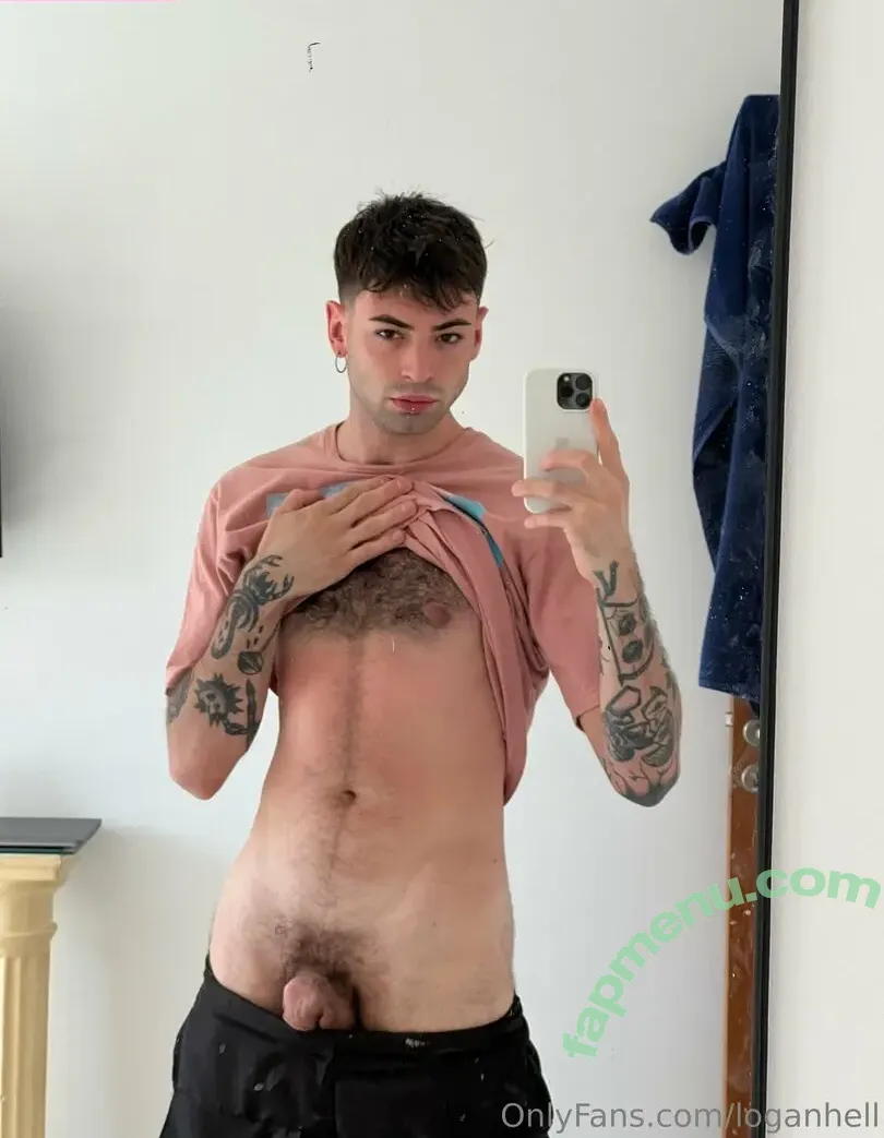 loganhell nude photo #0016 (logan.hellof)