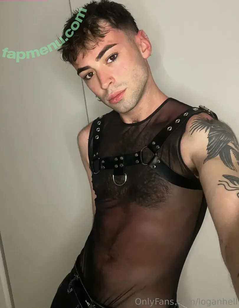 loganhell nude photo #0021 (logan.hellof)