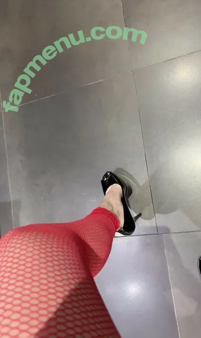 Loira Feet nude photo #0005 (loirafeet_oficial)