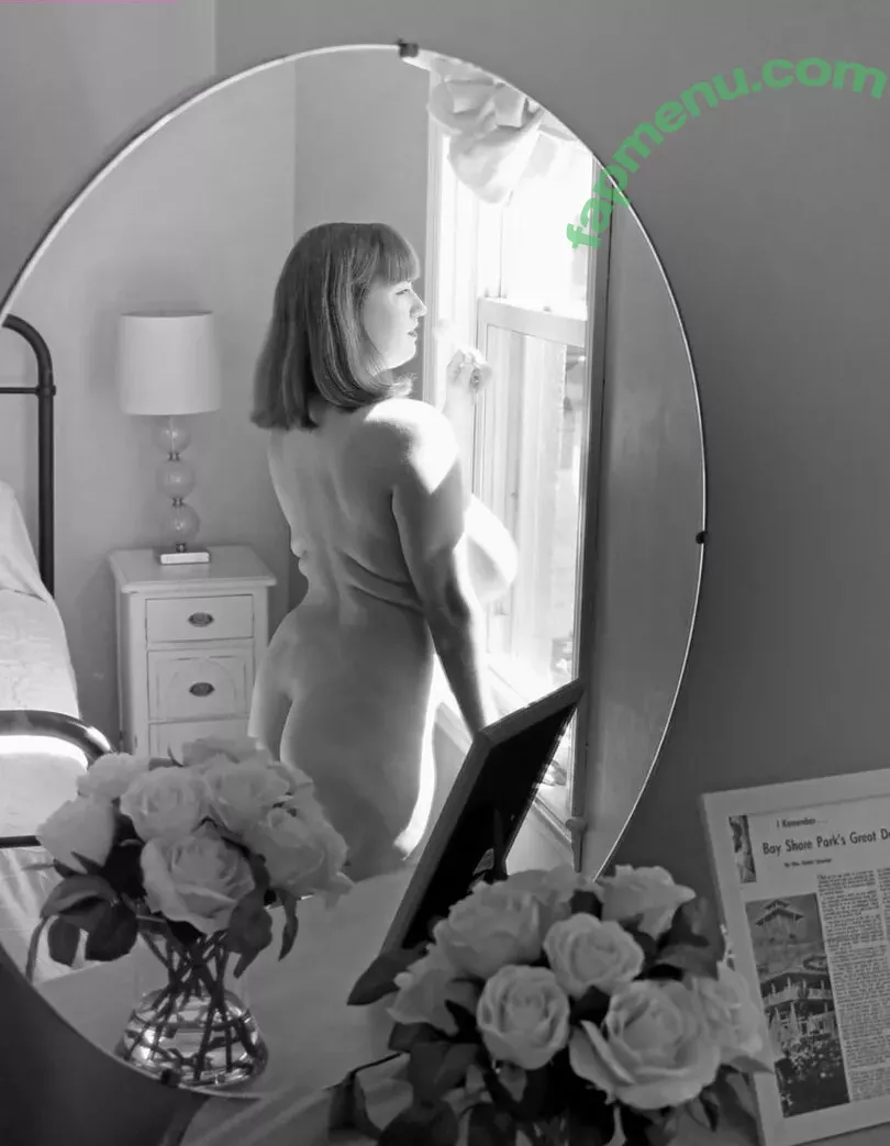 loisplz nude photo #0119 (lomeinnoodles19)