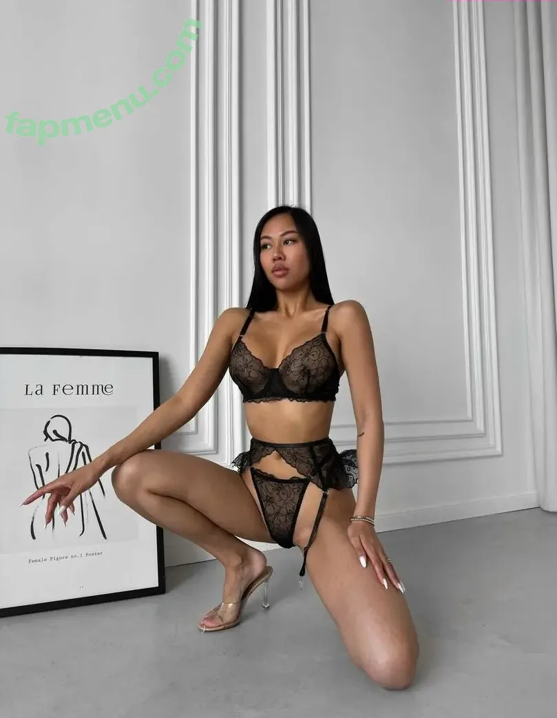 lola_kimchi nude photo #0014 (lola_kimchi)