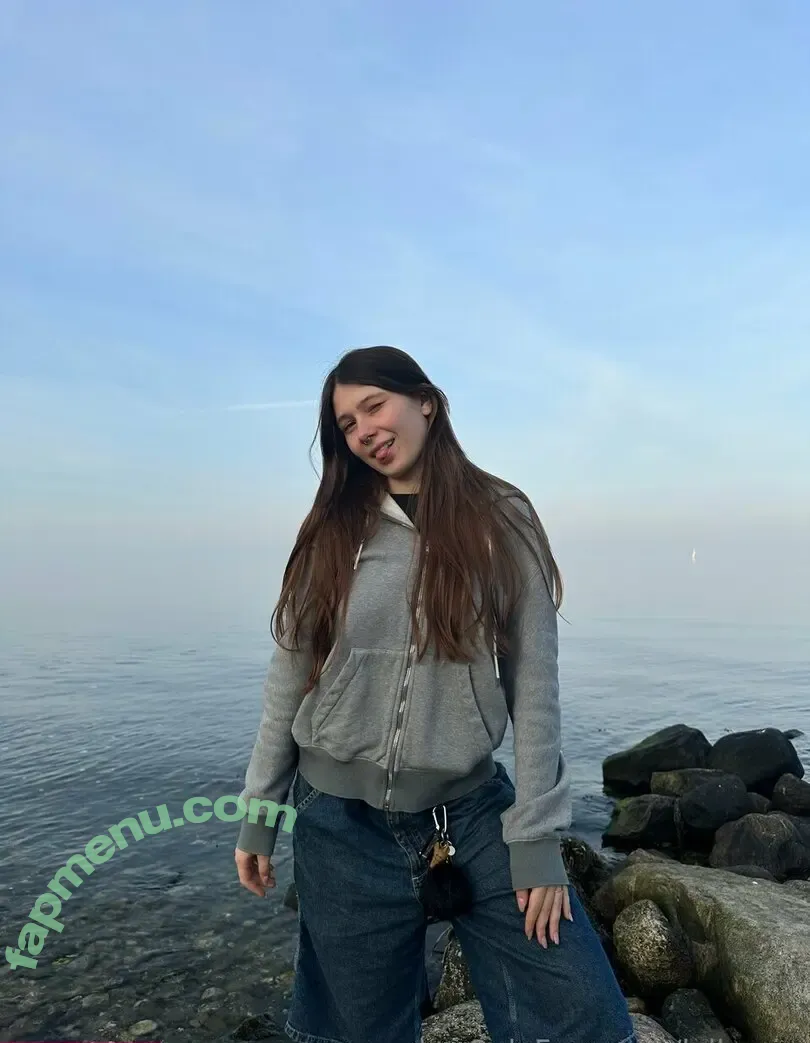 Lola Sin nude photo #0015 (lola_sin06 / lola_sinn)