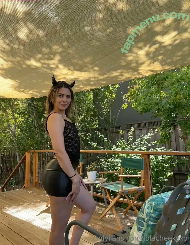lolacheeksxo nude photo #0005 (lolacheeksxo)