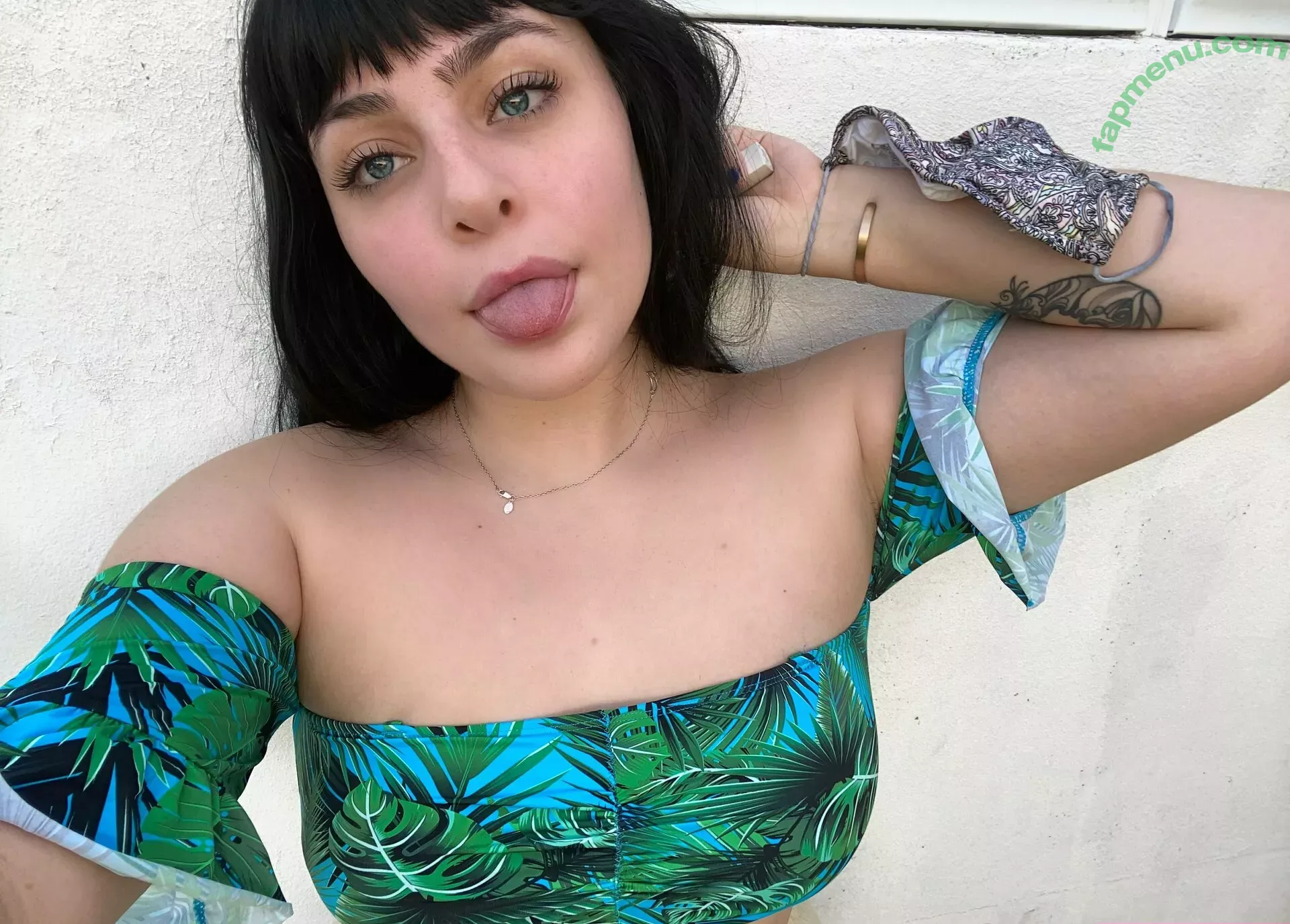 lolahbearxo nude photo #0075 (lolahbearxo)