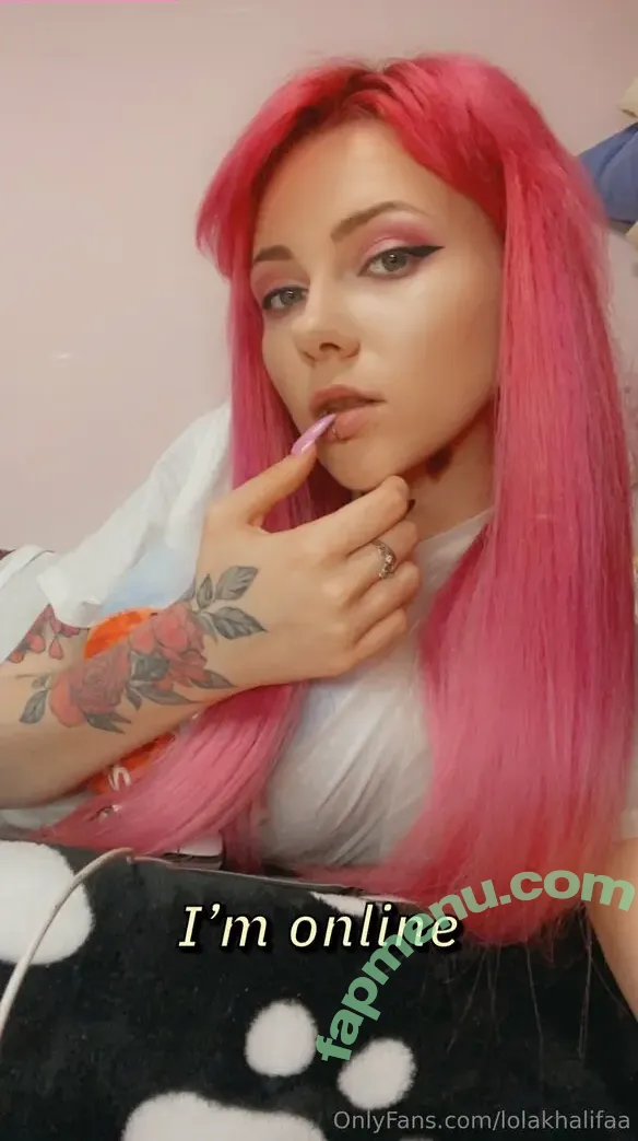 lolakhalifaa nude photo #0026 (lolakhalifaa)