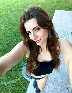 lolalala23 / lola.lalala23 nude photo #0772