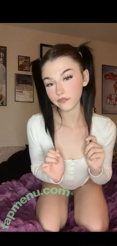 lolareyxo nude photo #0274 (itslolarey)