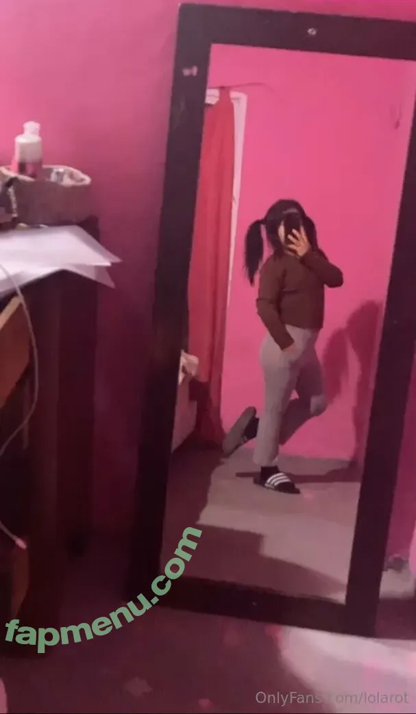 lolarot nude photo #0007 (lorensharice)