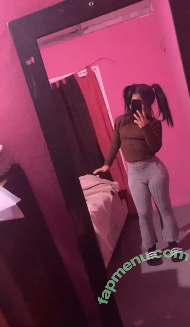 lolarot nude photo #0014 (lorensharice)