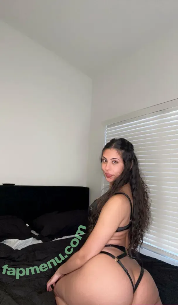 lolaswanxo nude photo #0019 (lolaswanxo)