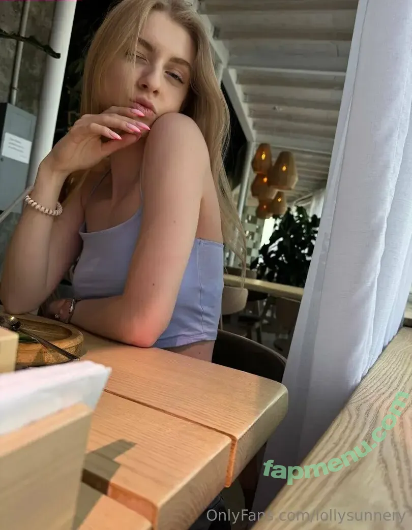 lollysunnery nude photo #0004 (lollysunnery)