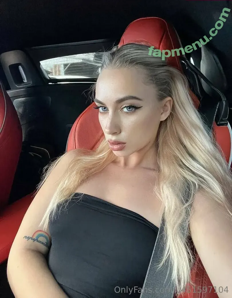 lolochkalove nude photo #0001 (lolochkalove)