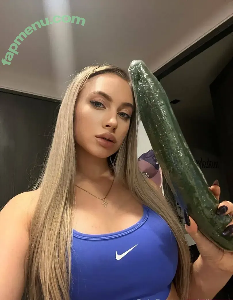 lolochkalove nude photo #0022 (lolochkalove)