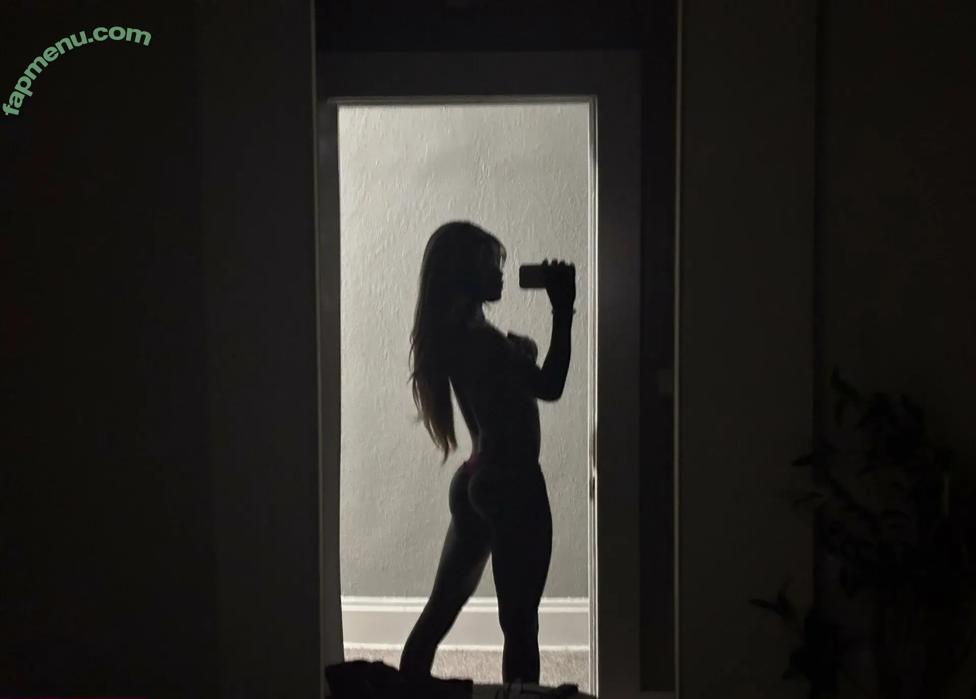 londyndollll nude photo #0015 (londyndoll)