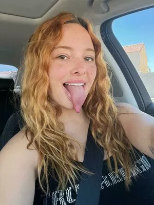 Long Tongue Fetish / _longtonguelewis / diqueentongue / longtonguelewis nude photo #0168