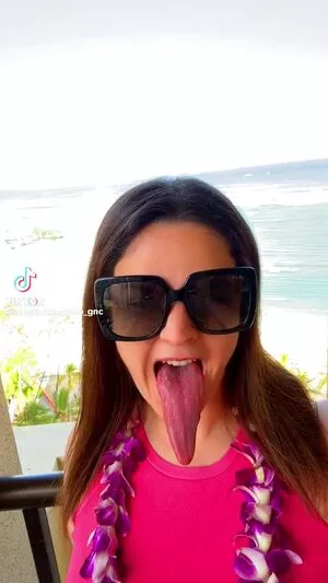 Long Tongue Fetish / _longtonguelewis / diqueentongue / longtonguelewis nude photo #0173